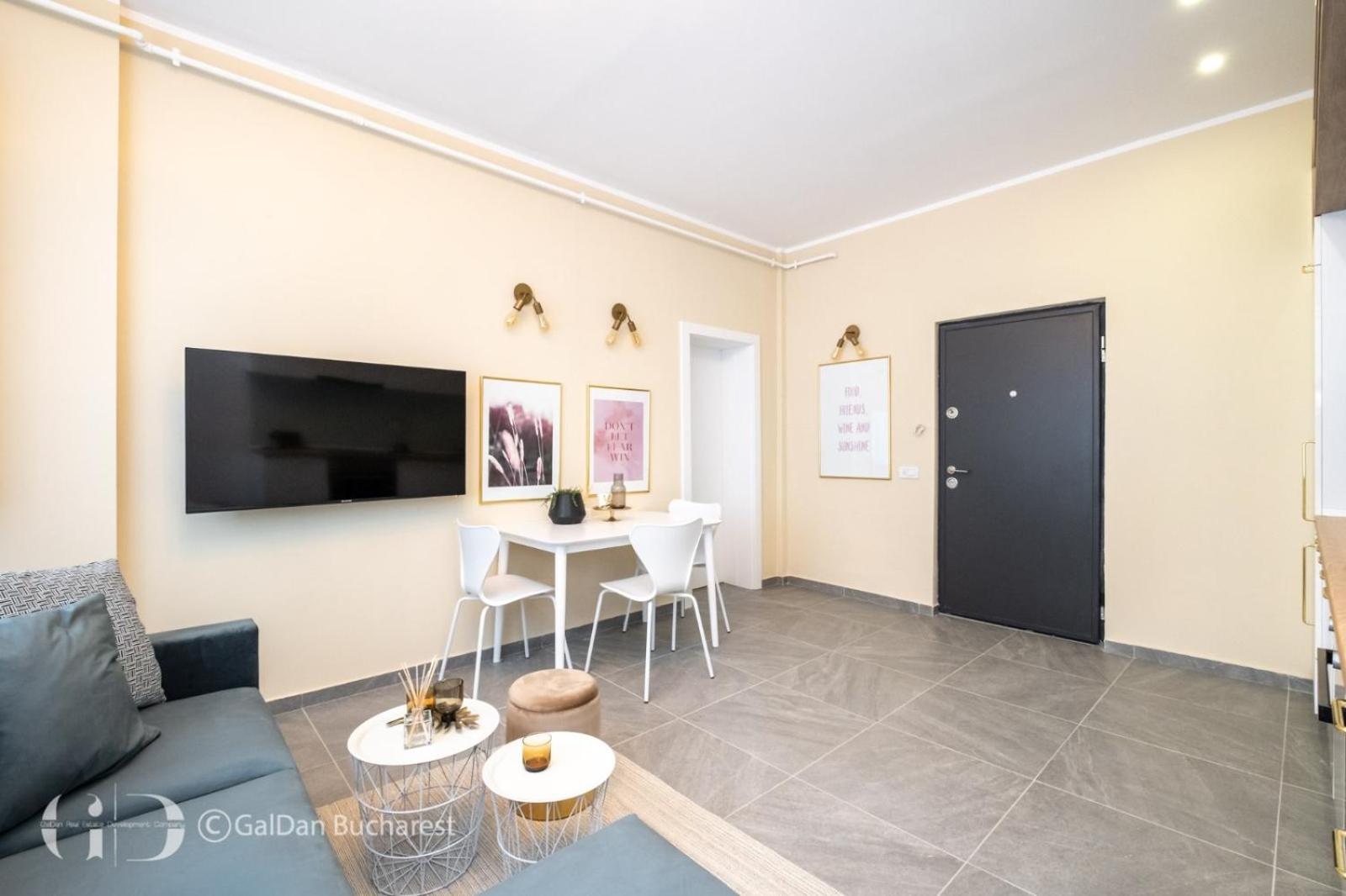 The Loft Luxury Apartments-Near The Park In The City Center Bucureşti Ngoại thất bức ảnh