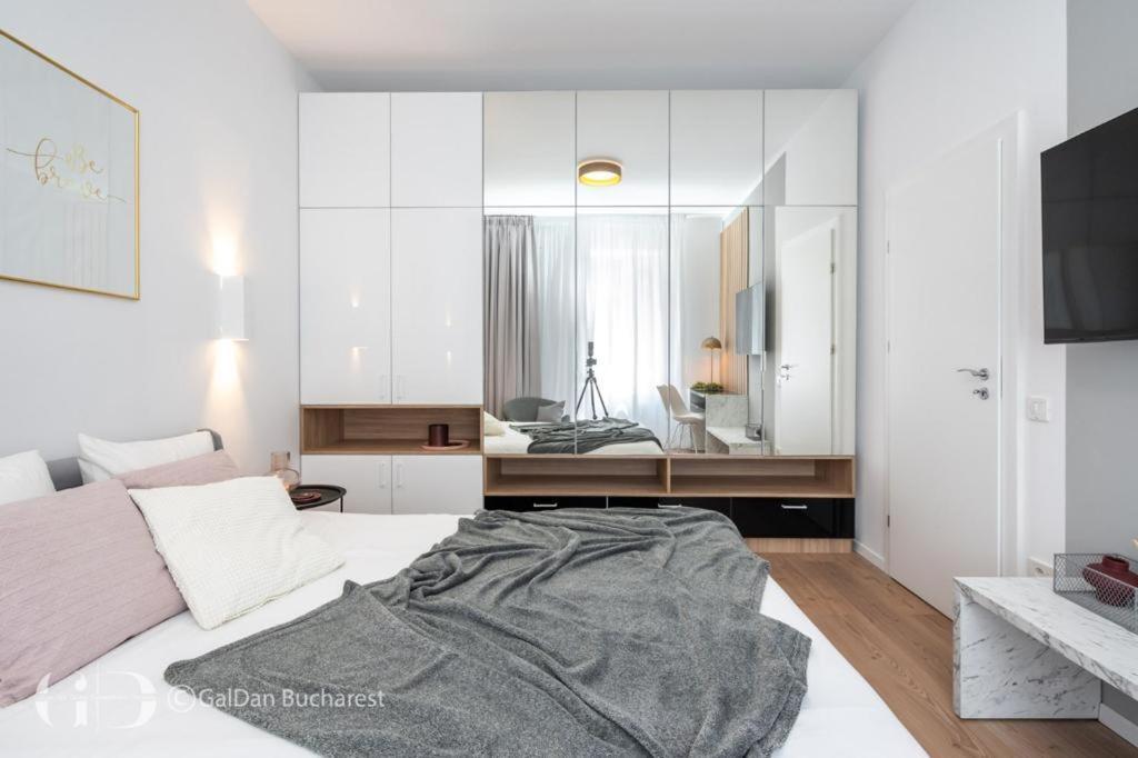 The Loft Luxury Apartments-Near The Park In The City Center Bucureşti Ngoại thất bức ảnh
