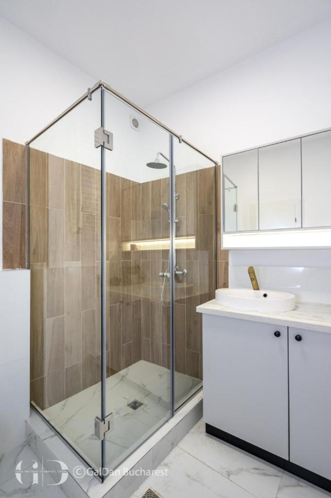 The Loft Luxury Apartments-Near The Park In The City Center Bucureşti Ngoại thất bức ảnh