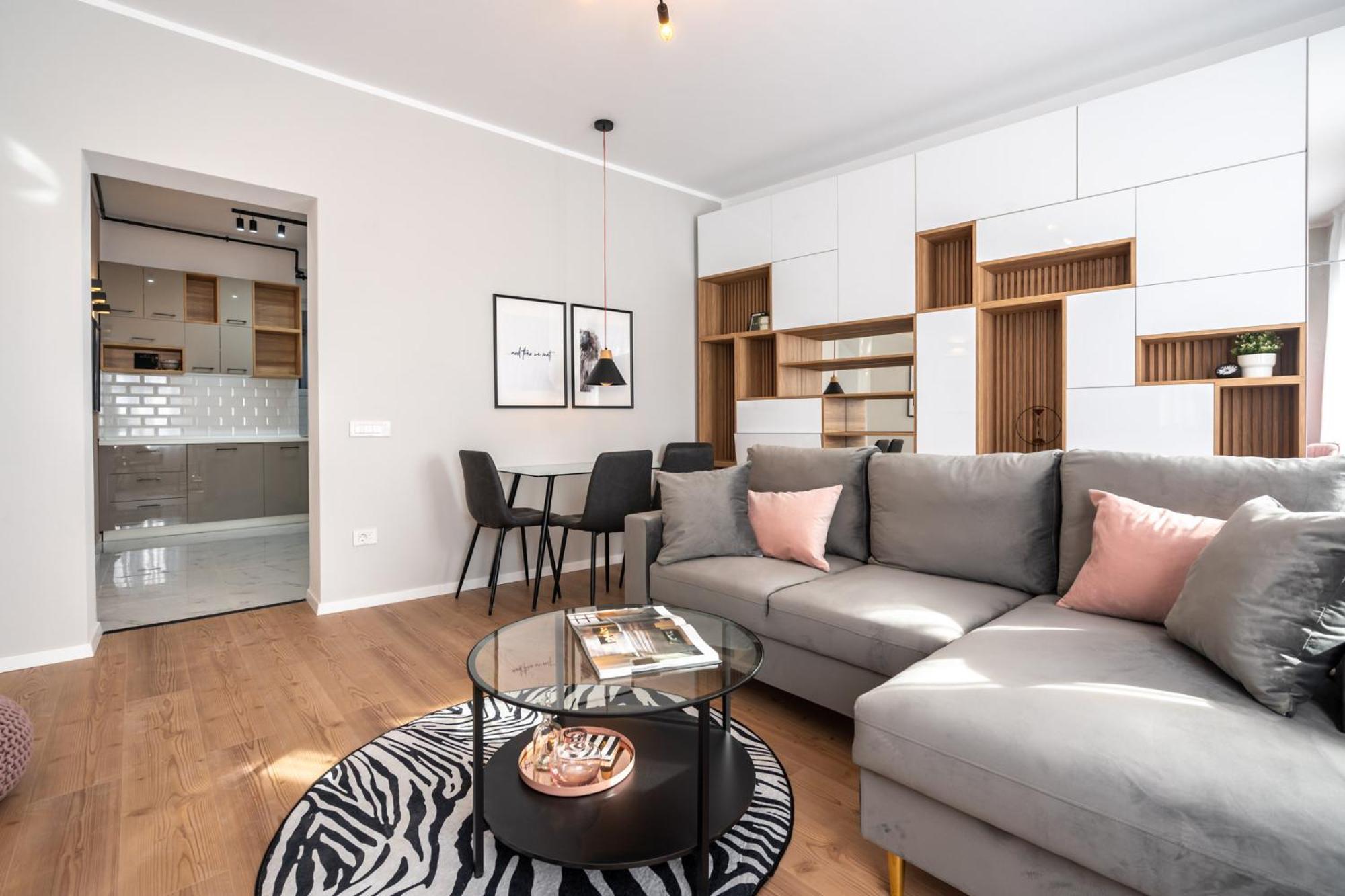 The Loft Luxury Apartments-Near The Park In The City Center Bucureşti Ngoại thất bức ảnh